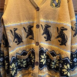 Harry Potter Hufflepuff Women’s Oversized Cardigan